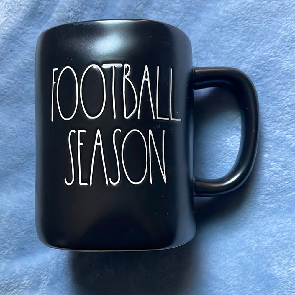 Rae Dunn mug